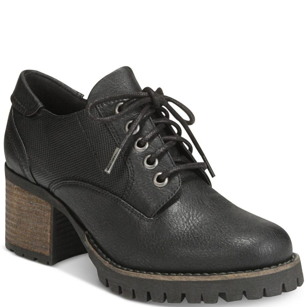 Carlos by Carlos Santana Gretchen Booties